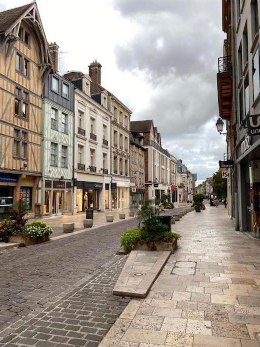 Апартаменти Troyes Centre - Rue Colbert Екстер'єр фото
